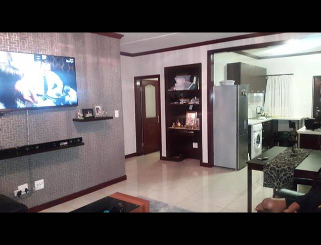 2 BEDROOM APARTMENT FOR SALE IN SUMMERSET